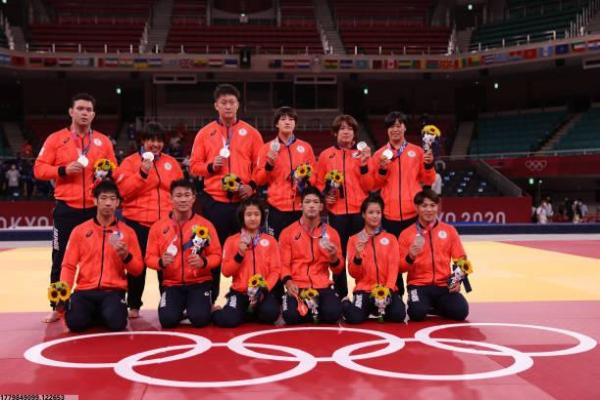 咸宁市体育教师足球培训专题分享 咸宁市体育教师足球培训专题分享(图1)